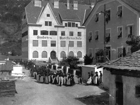 (c) Fotogruppe Taufers